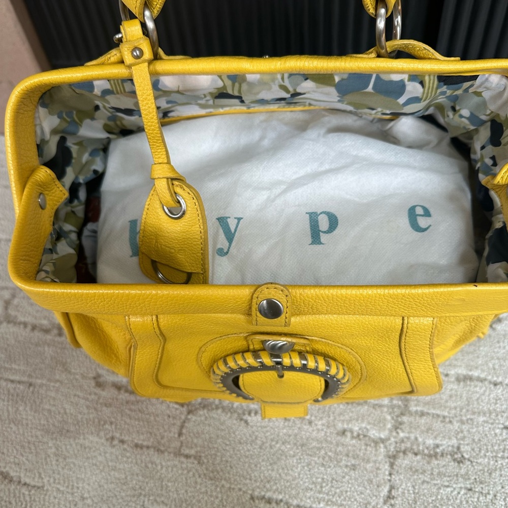 Hype Y2K Yellow Pebbled Leather Satchel with Detachable Strap - Costa Del Sol - Picture 13 of 13